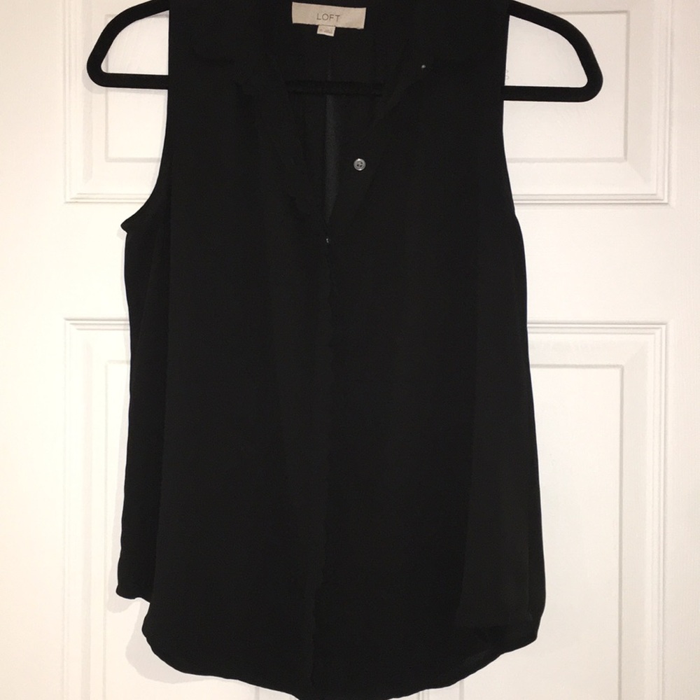 LOFT Scalloped Sleeveless Blouse